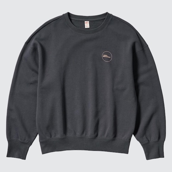 Uniqlo Disney Dearest Friends Oversized Sweatshirt SZ SM - Picture 6 of 6